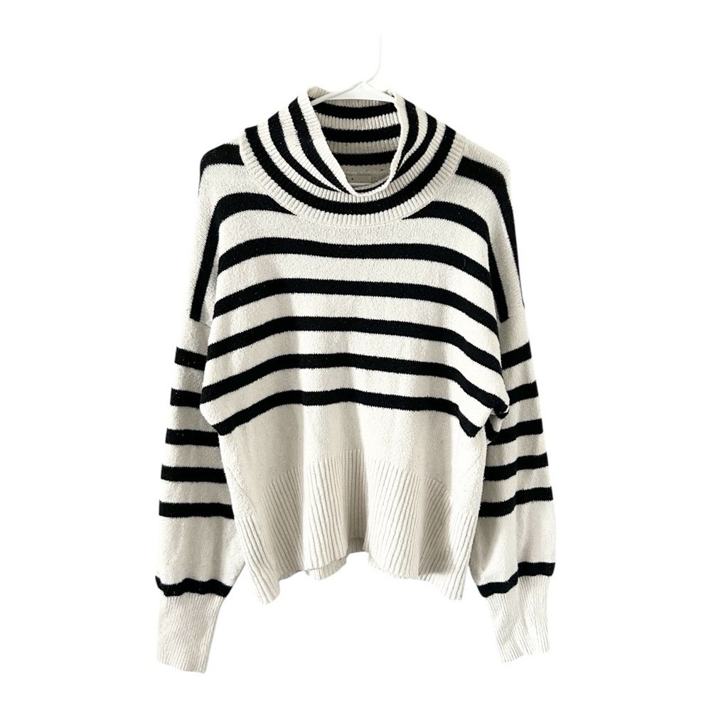 A New Day Black and White Striped‎ Turtleneck Pullover Sweater Size Medium